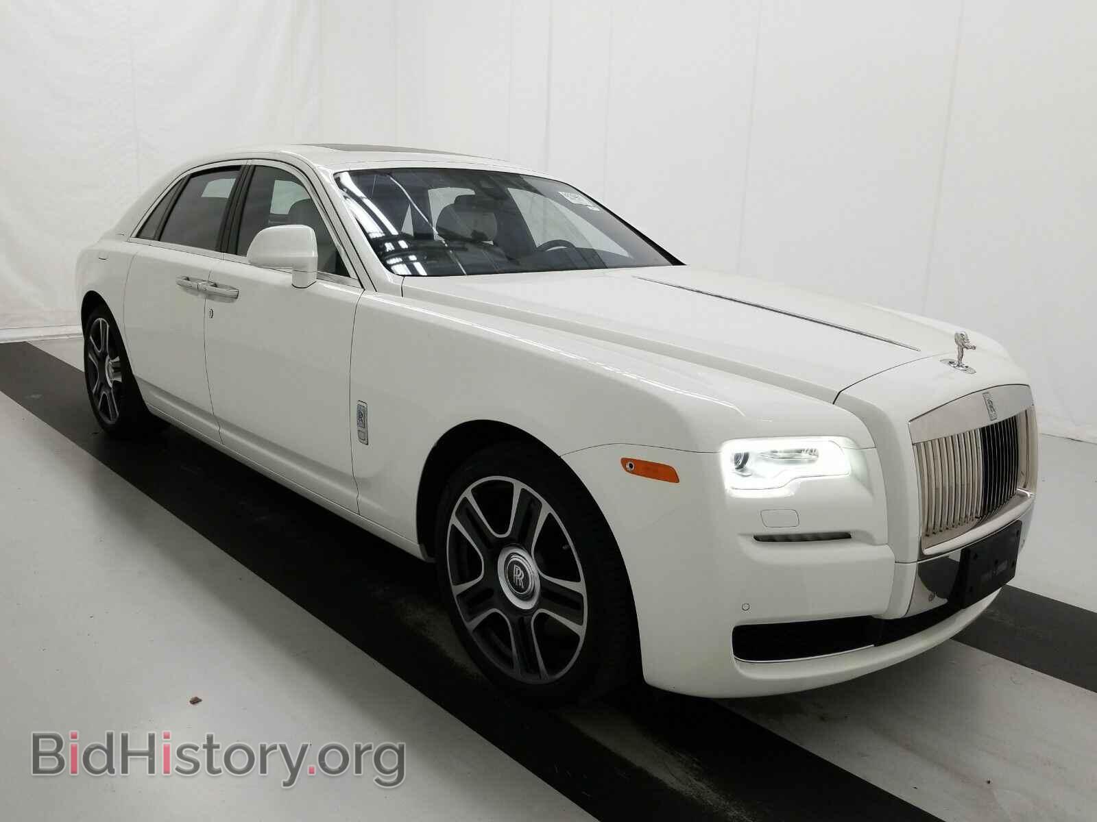 2017 Rolls-Royce Ghost - VIN: SCA664S58HUX54090 - Photo 3
