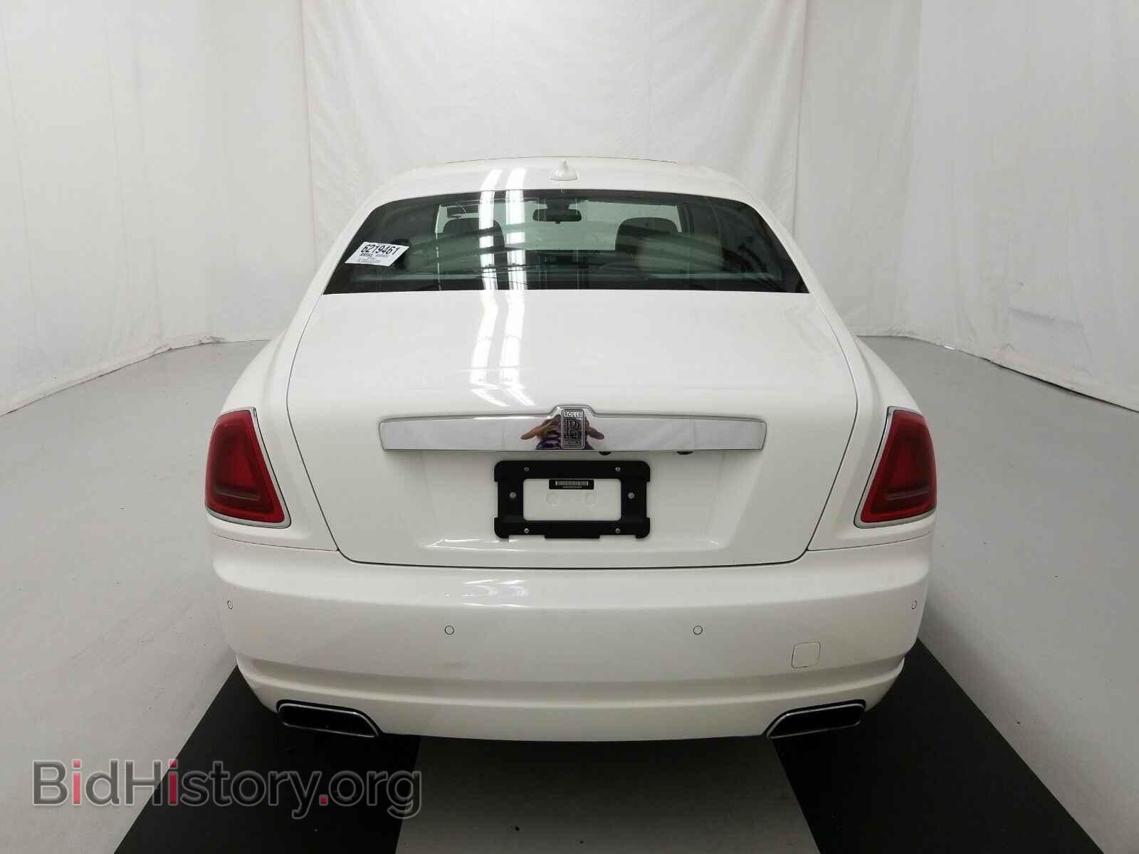 2017 Rolls-Royce Ghost - VIN: SCA664S58HUX54090 - Photo 5