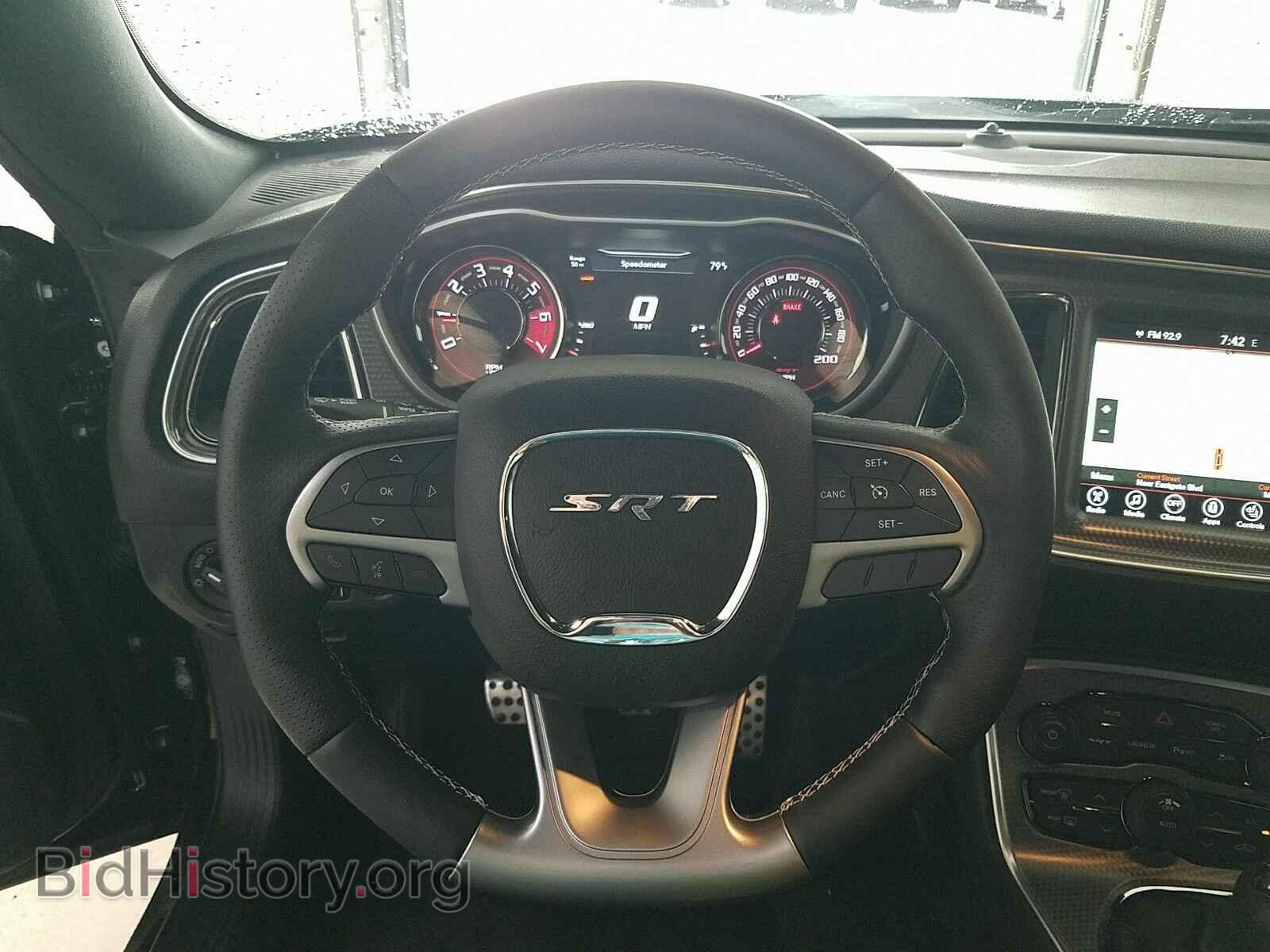 2017 Dodge Challenger - VIN: 2C3CDZC99HH500668 - Фото 10