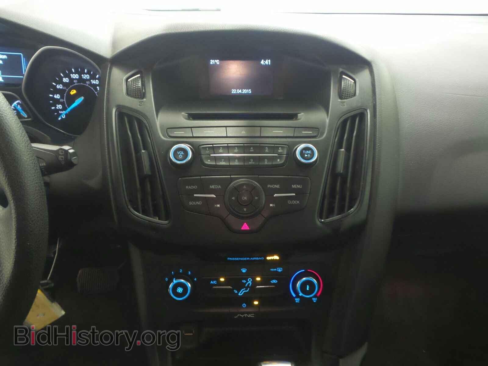 2015 Ford Focus - VIN: 1FADP3K22FL296729 - Фото 4