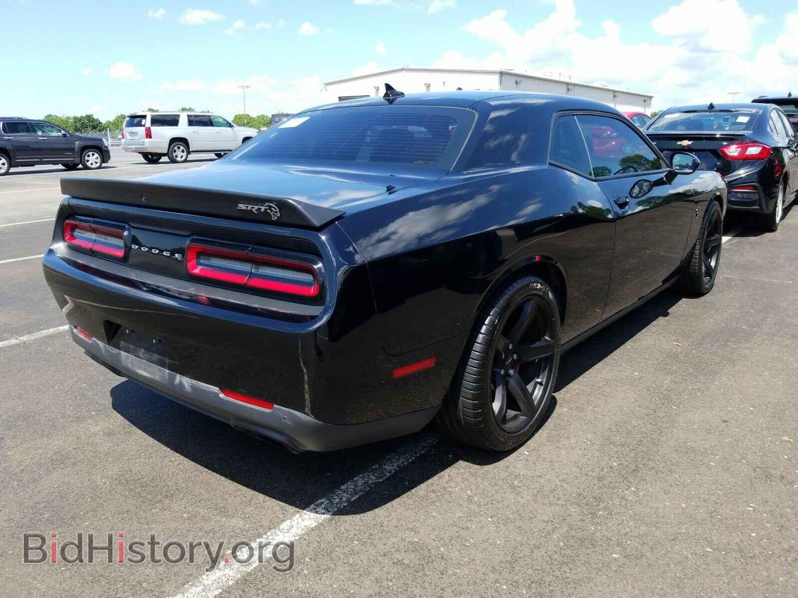 2017 Dodge Challenger - VIN: 2C3CDZC97HH500720 - Фото 2