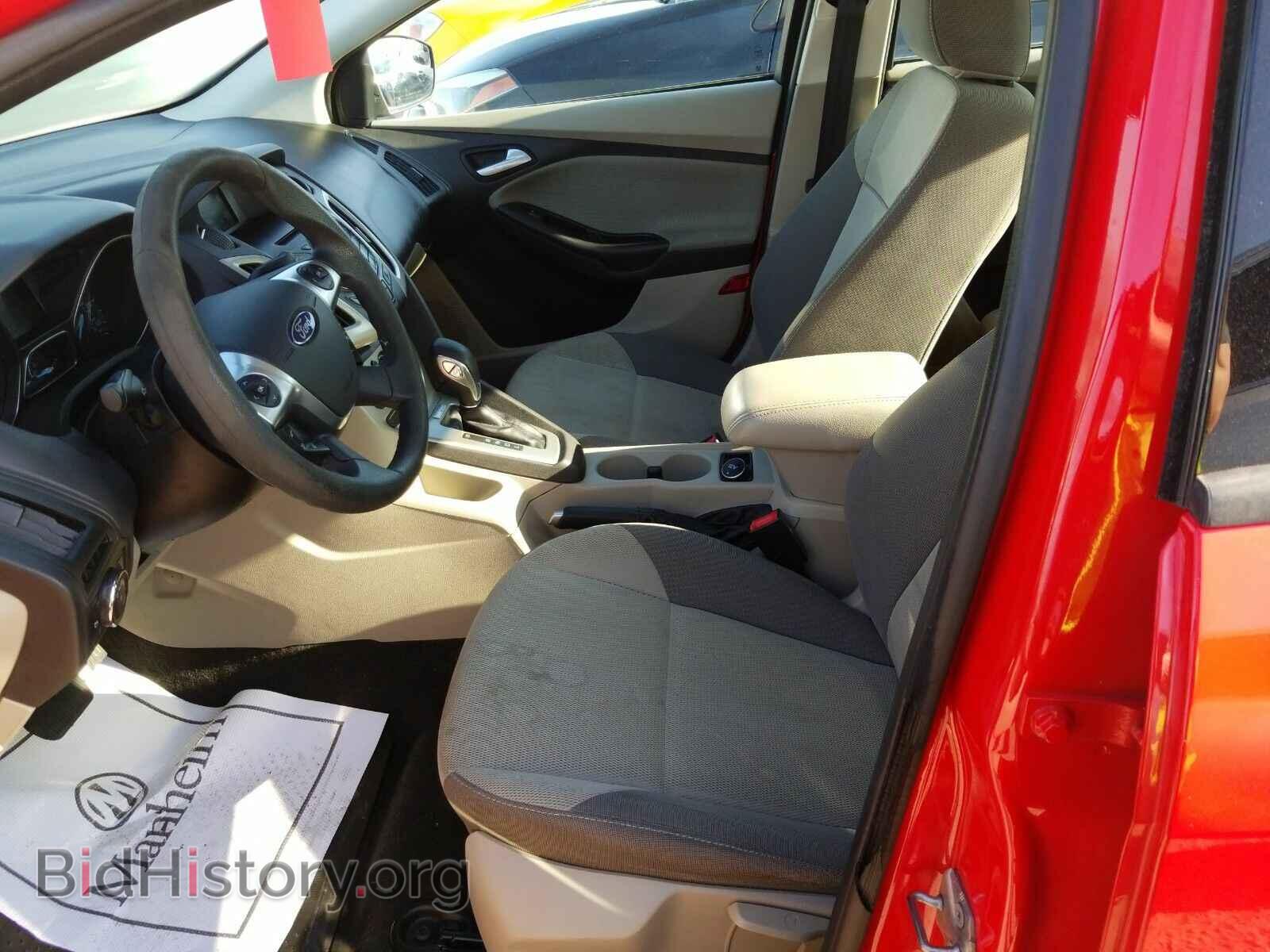 2013 Ford Focus - VIN: 1FADP3F28DL353880 - Фото 3