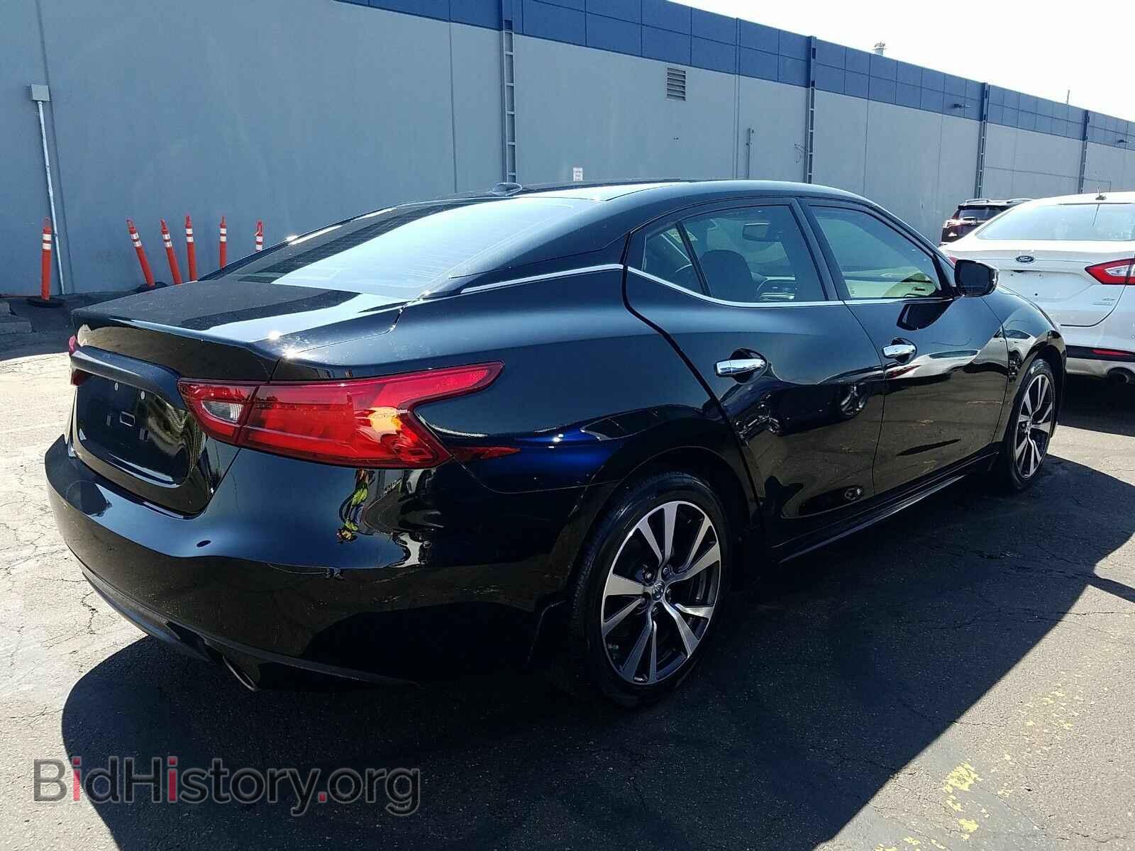 2017 Nissan Maxima - VIN: 1N4AA6AP1HC363083 - Photo 2