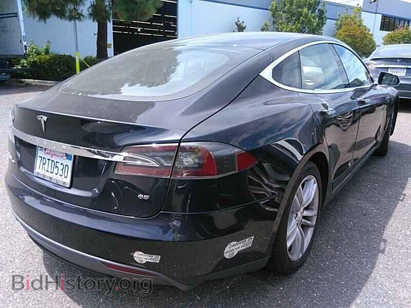 2015 Tesla Model S - VIN: 5YJSA1H13FF080705 - Фото 2
