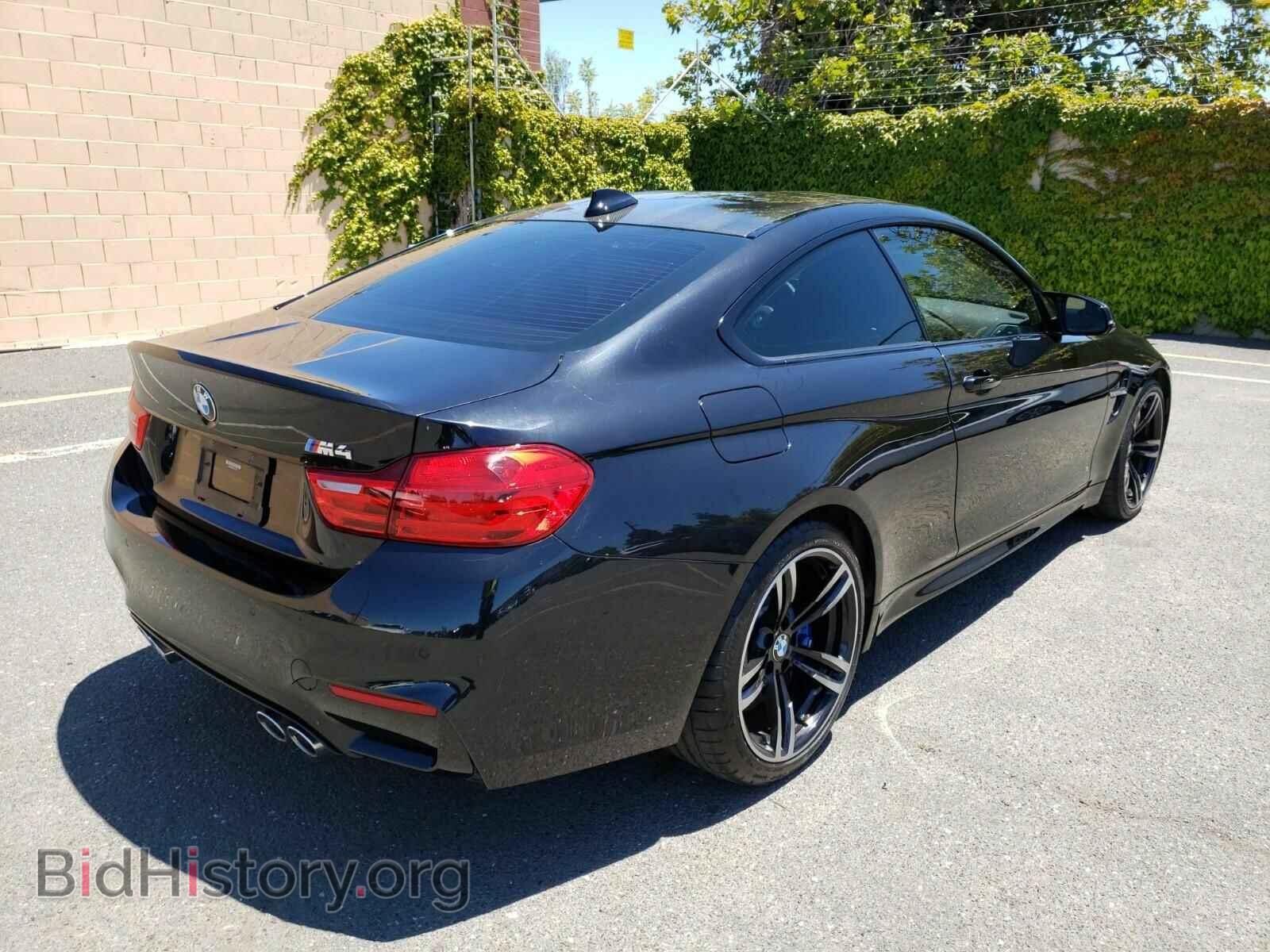 2016 BMW M4 - VIN: WBS3R9C52GK337565 - Photo 2