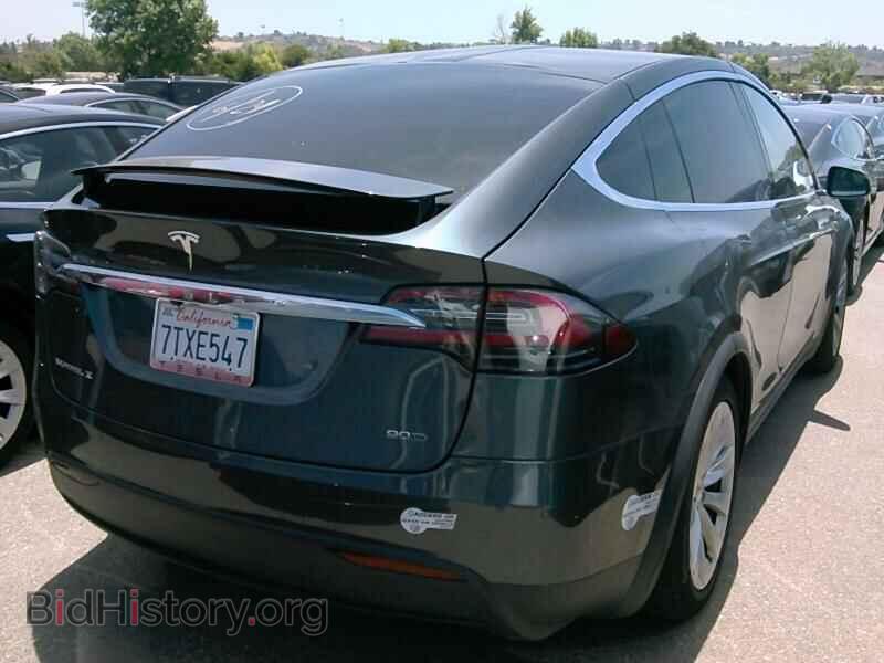 2016 Tesla Model X - VIN: 5YJXCBE22GF008396 - Фото 2