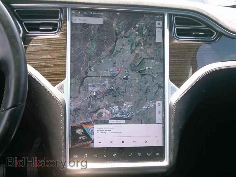 2016 Tesla Model X - VIN: 5YJXCBE22GF008396 - Фото 4