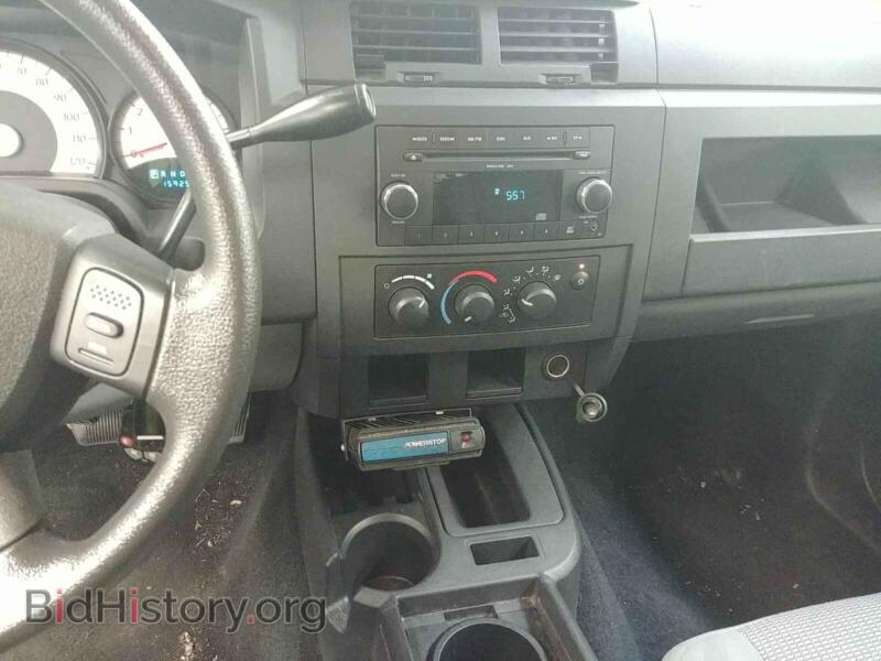 2010 Dodge DAKOTA (VIN 1D7CE2BK2AS179095) — photo 4 of 7