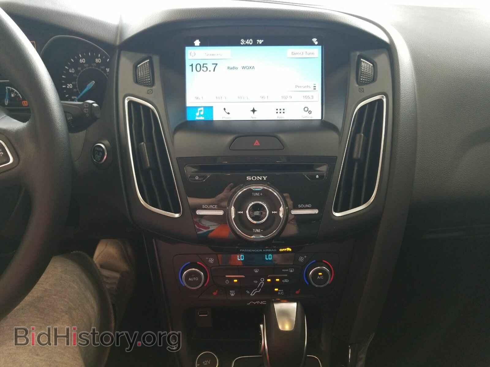 2016 Ford Focus - VIN: 1FADP3N25GL236327 - Фото 4