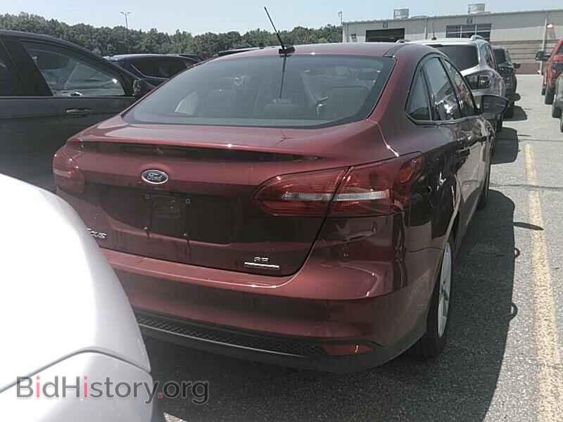 2016 Ford Focus - VIN: 1FADP3F20GL293243 - Фото 2