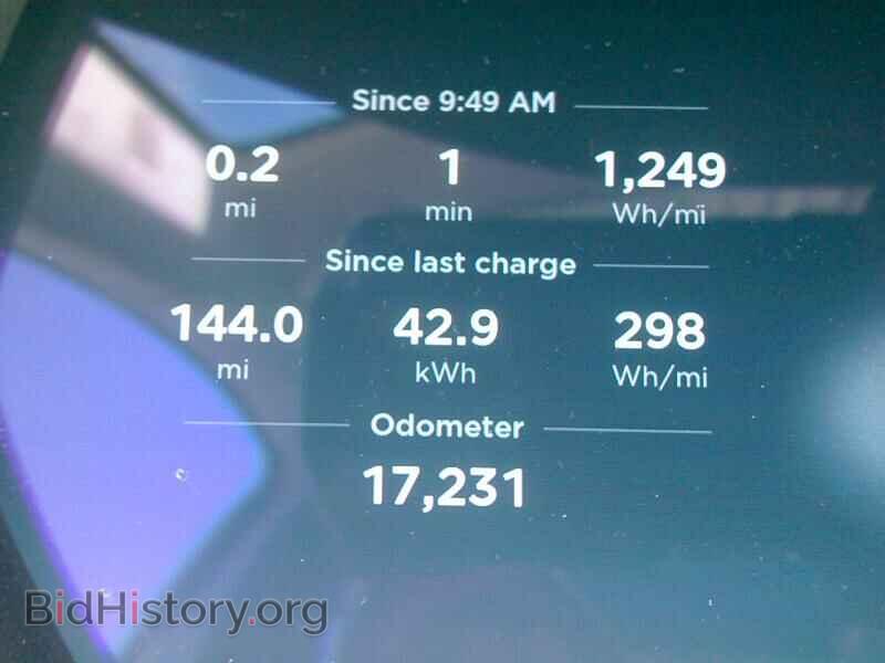 2016 Tesla Model S - VIN: 5YJSA1E20GF129938 - Photo 5