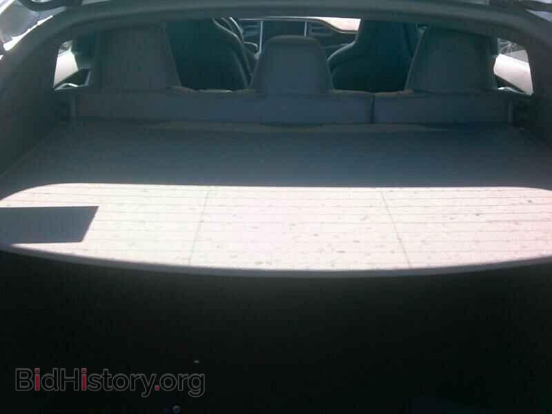 2015 Tesla Model S - VIN: 5YJSA1E20FF114256 - Photo 7
