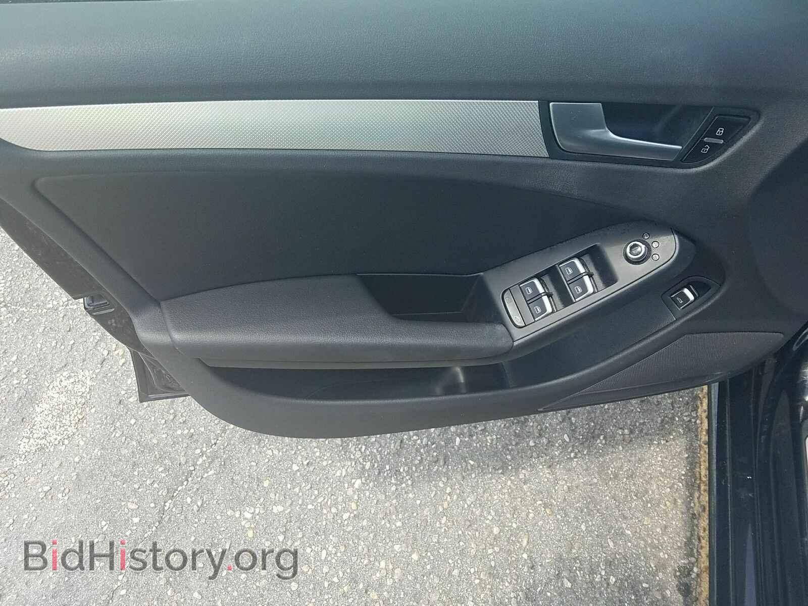 2016 Audi A4 - VIN: WAUAFAFL7GN012862 - Фото 9