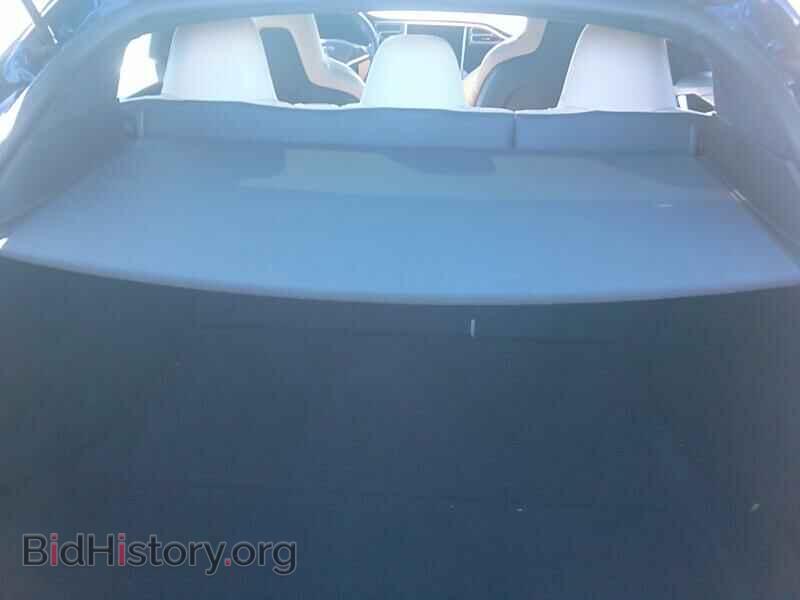 2016 Tesla Model S - VIN: 5YJSA1E15GF151148 - Фото 7