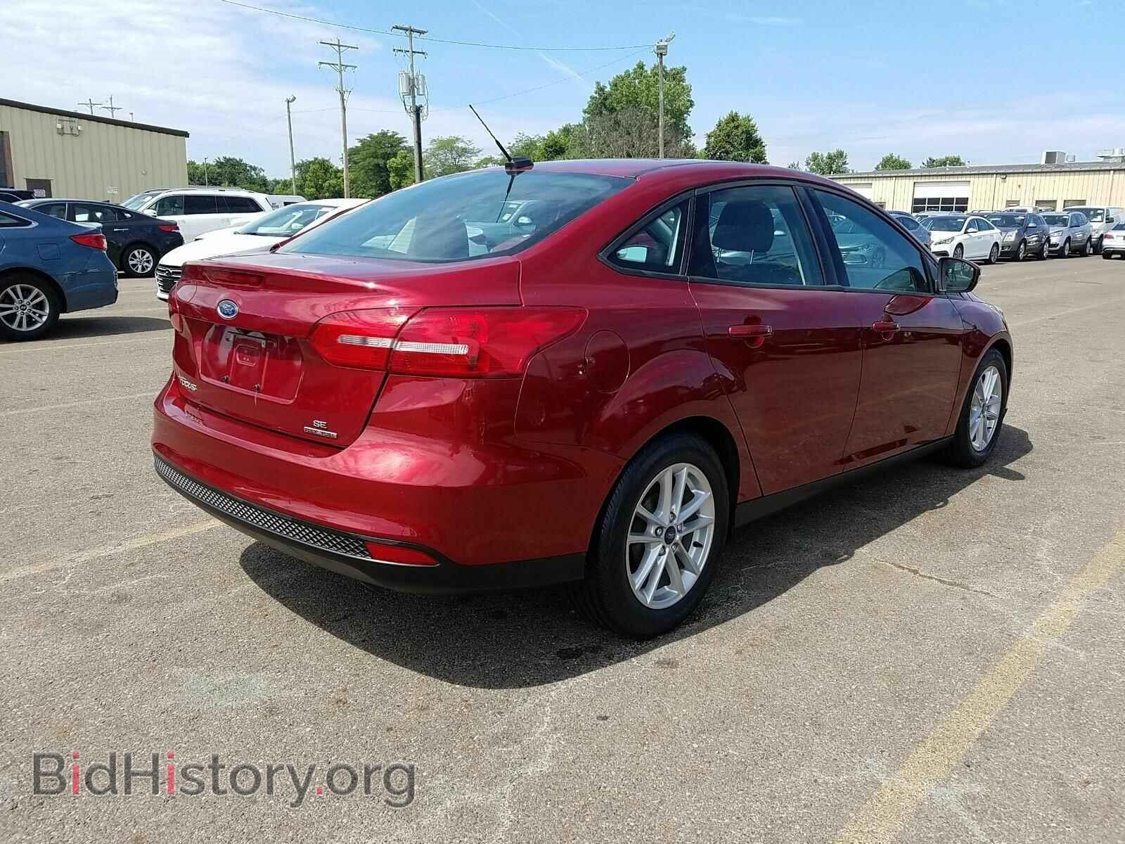 2016 Ford Focus - VIN: 1FADP3F20GL280671 - Фото 2