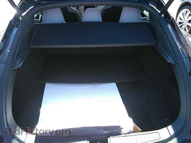 2015 Tesla Model S - VIN: 5YJSA1E40FF104134 - Фото 7