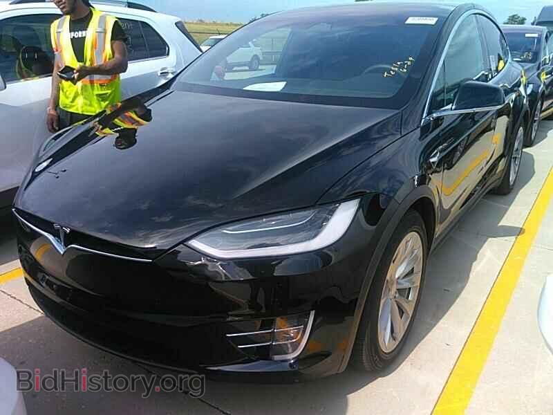 Фотография 5YJXCDE47JF138355 - Tesla Model X 2018