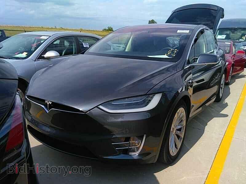 Photo 5YJXCBE44HF035781 - Tesla Model X 2017