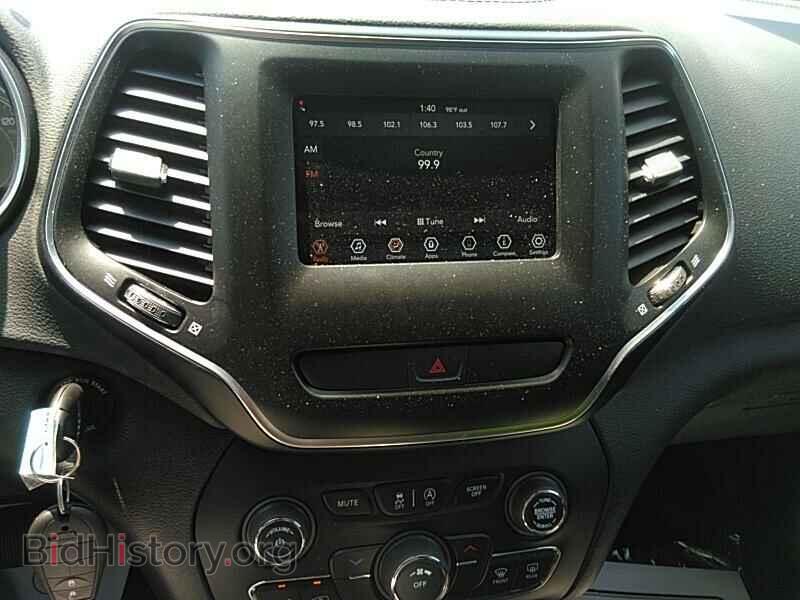 2019 Jeep Cherokee - VIN: 1C4PJMCX7KD190418 - Фото 4