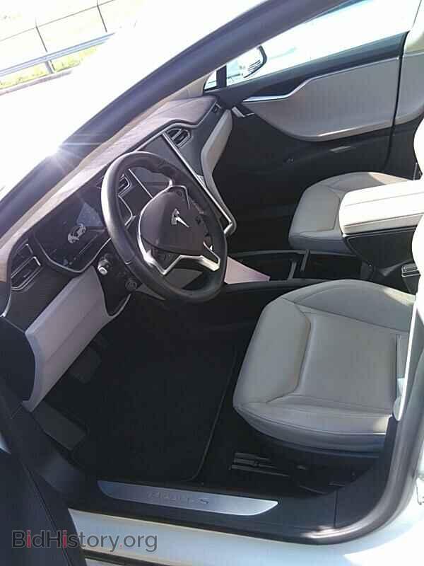 2016 Tesla Model S - VIN: 5YJSA1E24GF140988 - Фото 3