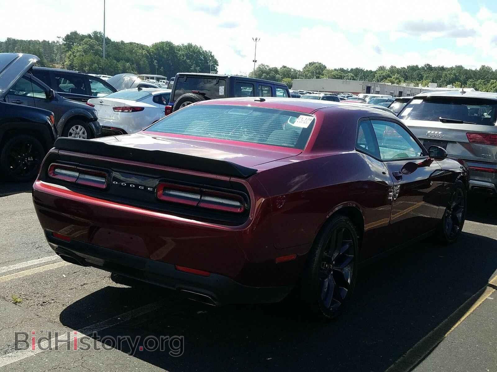 2019 Dodge Challenger - VIN: 2C3CDZBTXKH512042 - Photo 2