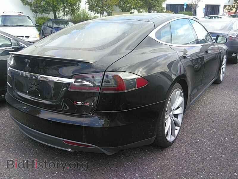 2014 Tesla Model S - VIN: 5YJSA1H18EFP60582 - Photo 2