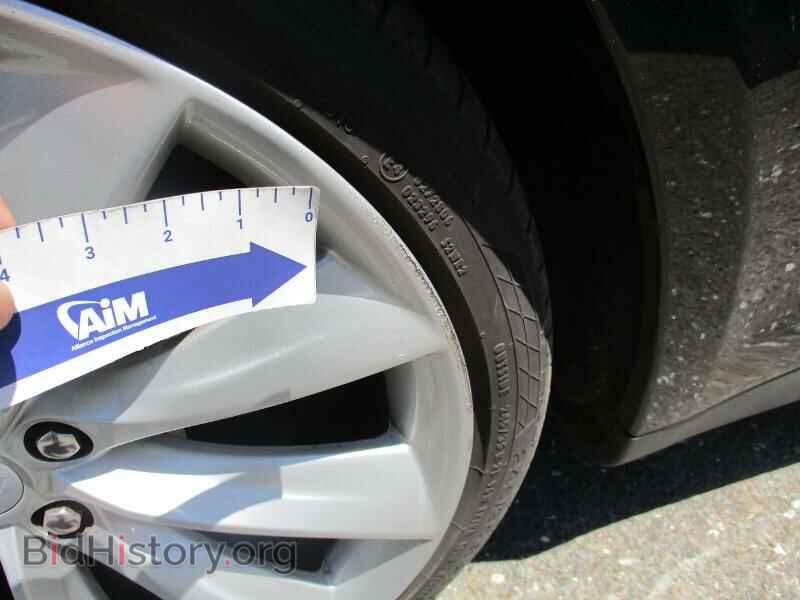 2014 Tesla Model S - VIN: 5YJSA1H18EFP60582 - Photo 12
