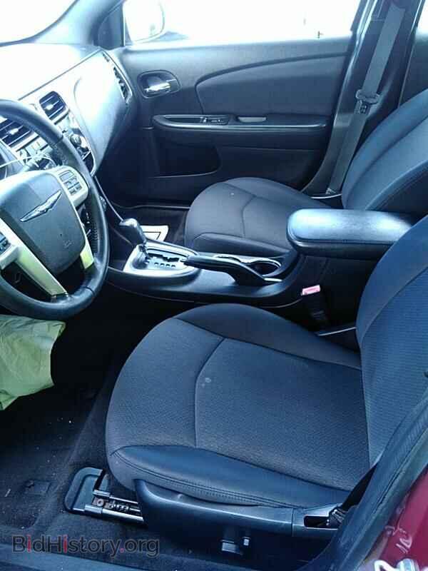 2014 Chrysler 200 - VIN: 1C3CCBBG3EN115202 - Фото 3