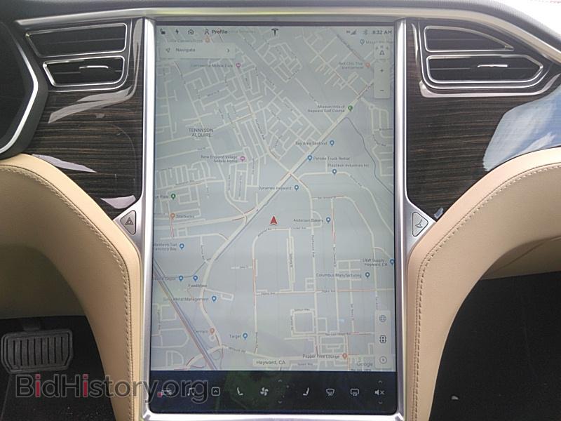 2014 Tesla Model S - VIN: 5YJSA1S19EFP63399 - Photo 4