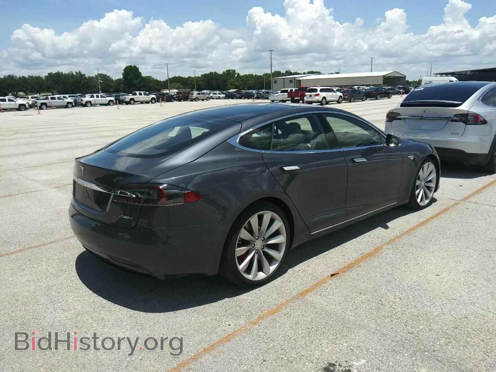 2016 Tesla Model S - VIN: 5YJSA1E47GF142963 - Фото 2