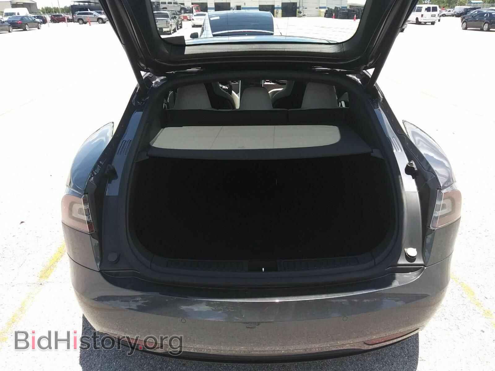 2016 Tesla Model S - VIN: 5YJSA1E47GF142963 - Фото 7