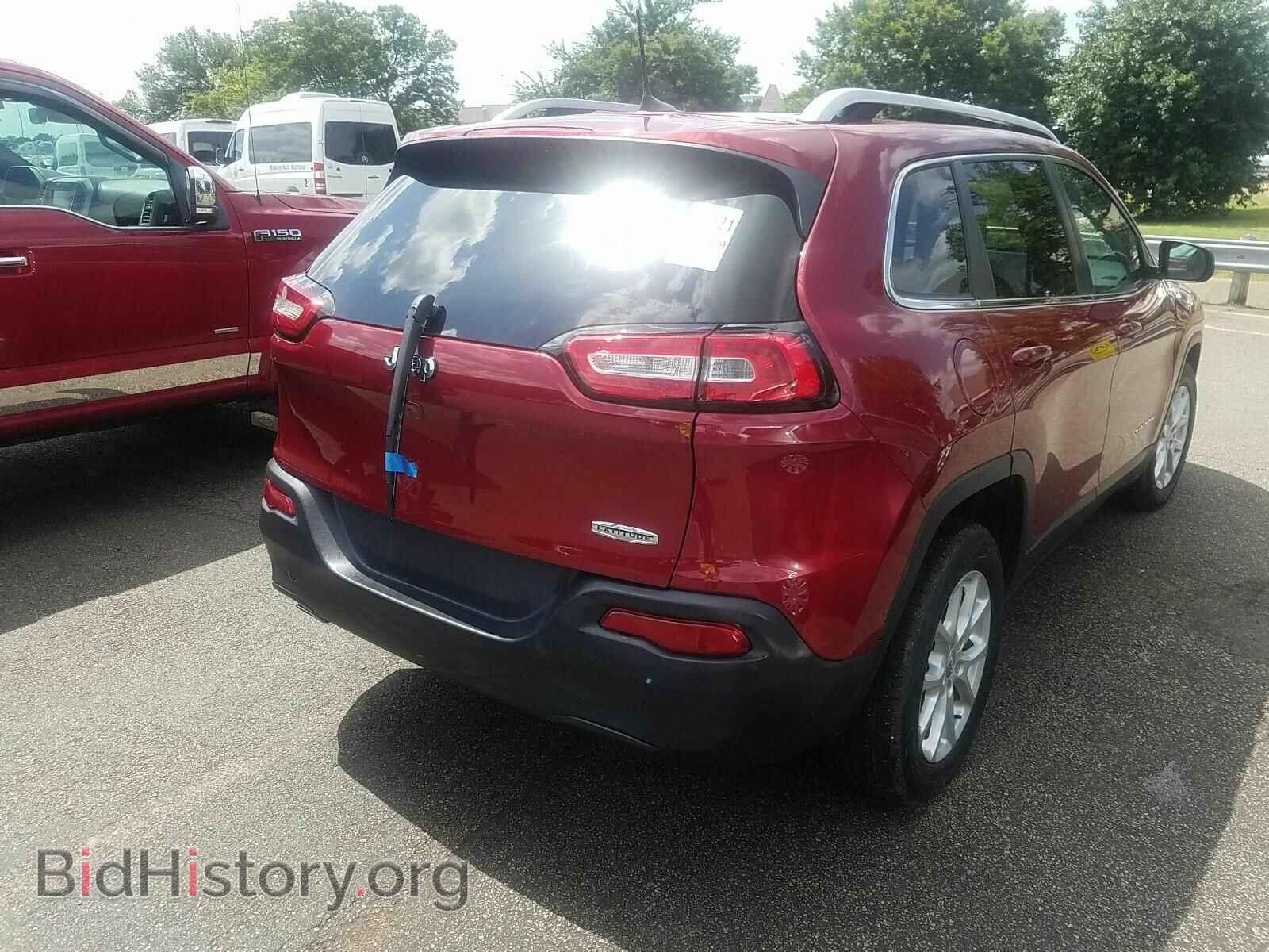 2017 Jeep Cherokee - VIN: 1C4PJLCB6HW559314 - Фото 2