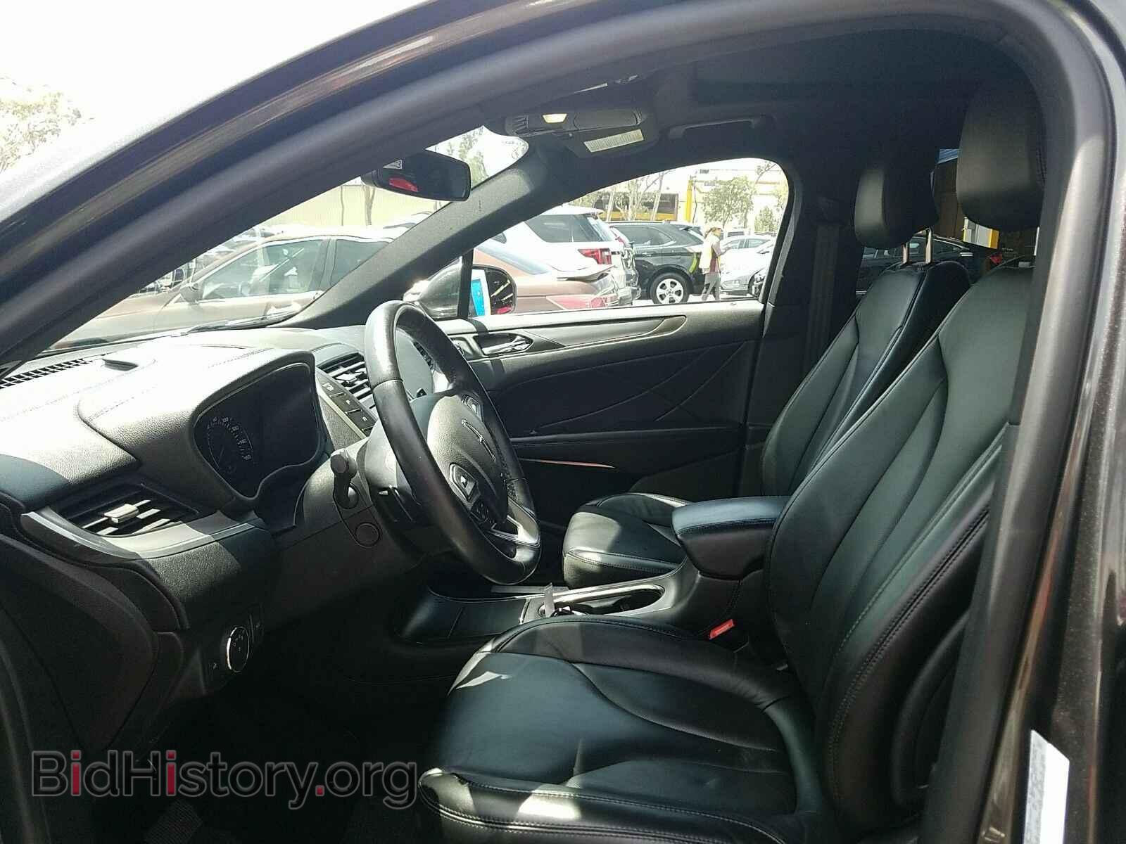 2018 Lincoln MKC - VIN: 5LMCJ2C93JUL14423 - Фото 3