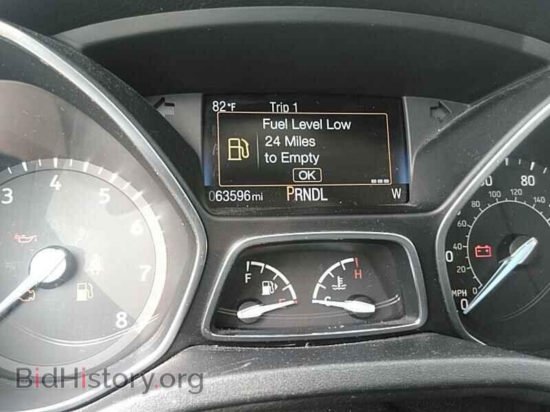 2016 Ford Focus - VIN: 1FADP3K2XGL244704 - Photo 5
