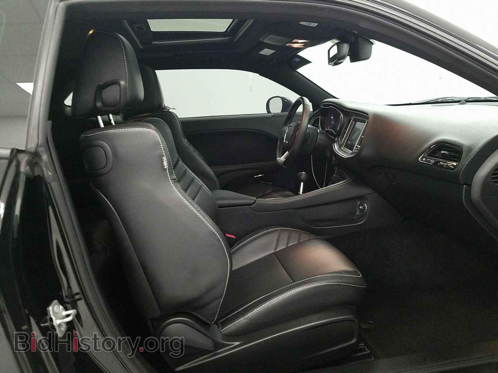 2016 Dodge Challenger - VIN: 2C3CDZC9XGH118048 - Photo 8