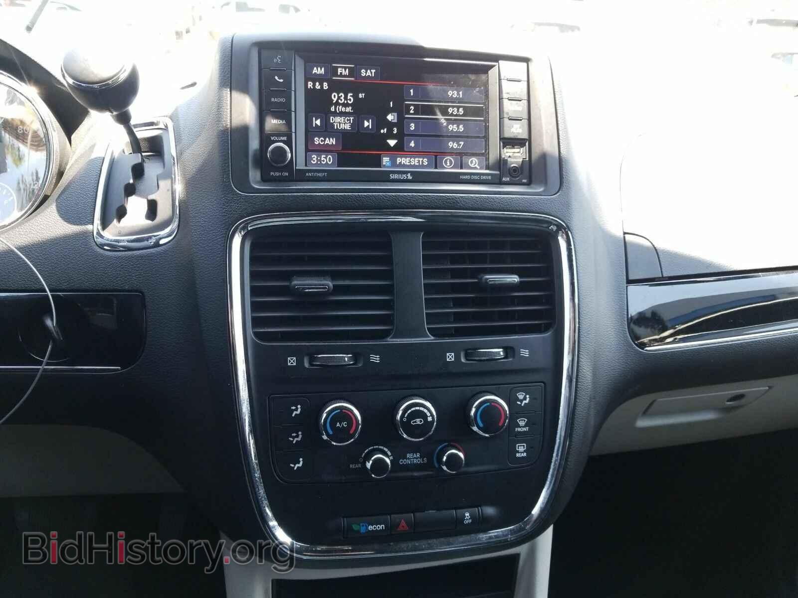 2017 Dodge Grand Caravan - VIN: 2C4RDGCG6HR761243 - Фото 4