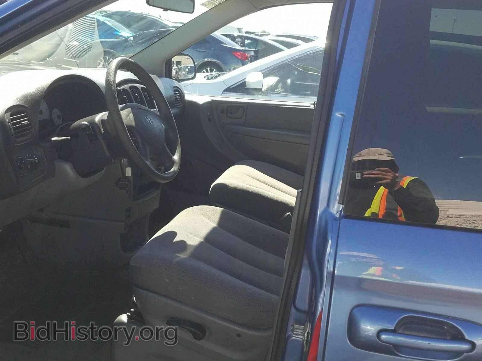 2007 Dodge Caravan - VIN: 1D4GP45RX7B182302 - Фото 3