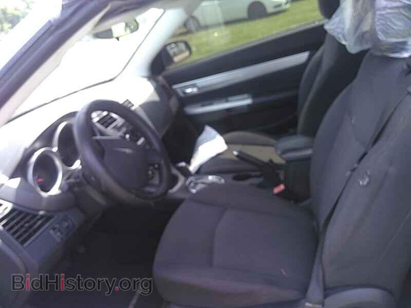 2010 Chrysler Sebring - VIN: 1C3BC5ED7AN127880 - Фото 3