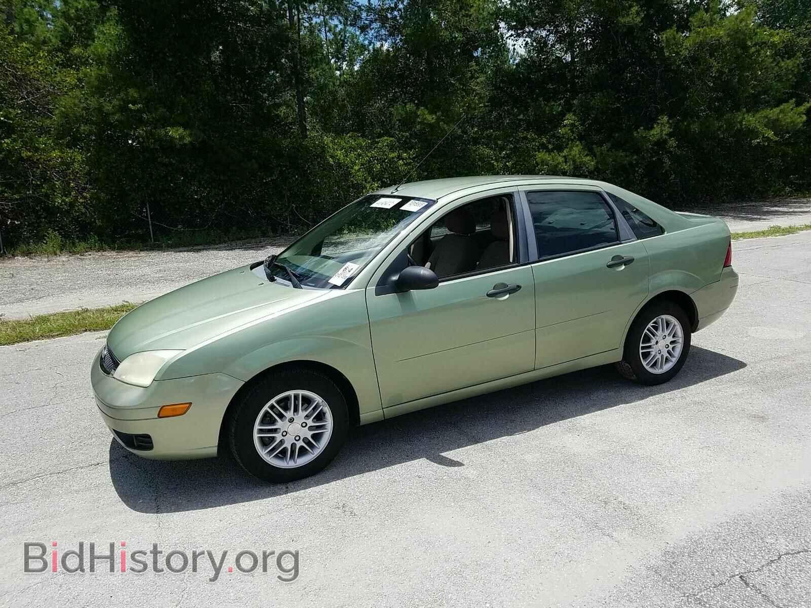 Фотография 1FAHP34N27W303302 - Ford Focus 2007