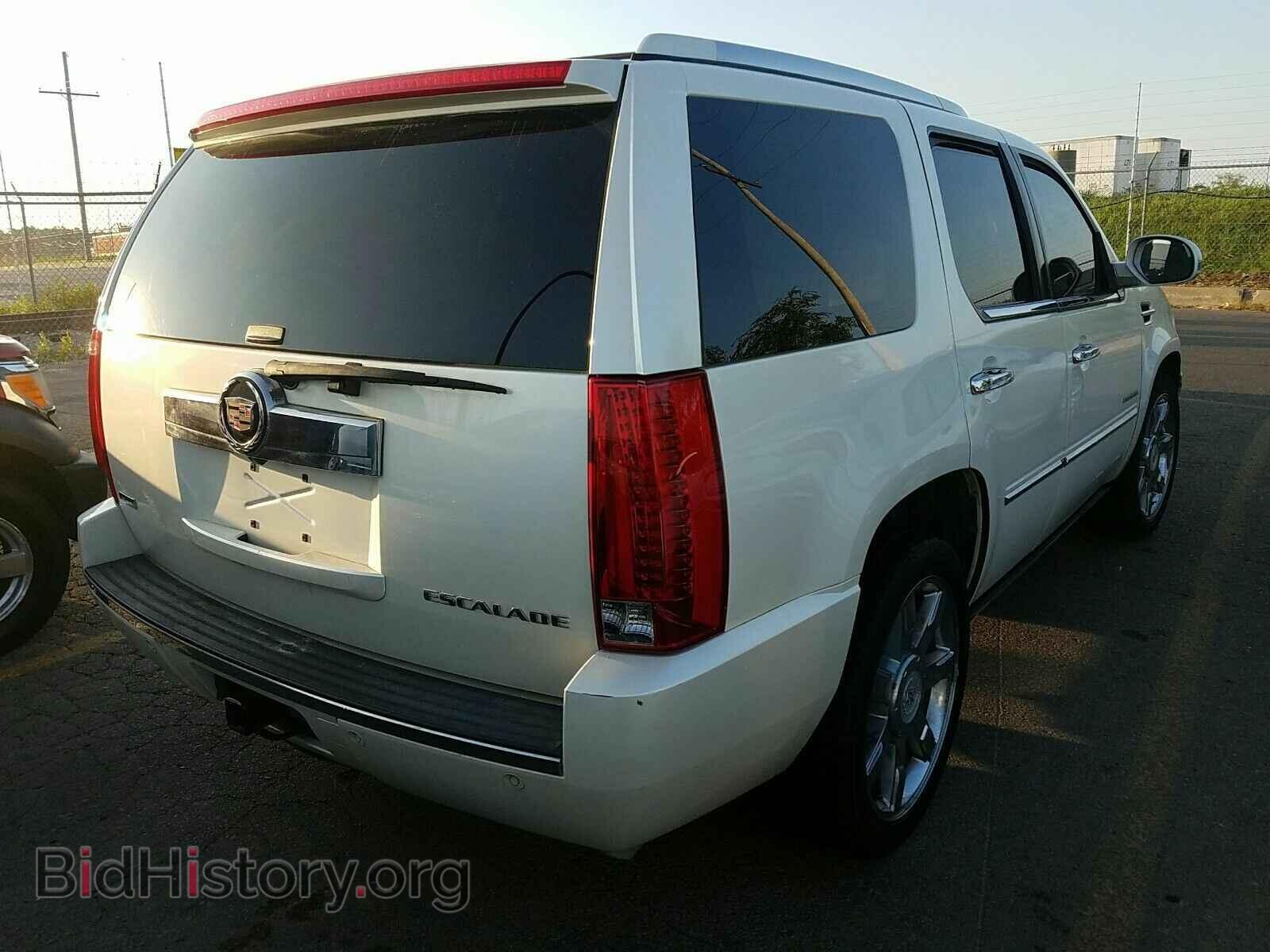 2011 Cadillac Escalade - VIN: 1GYS4CEFXBR127231 - Фото 2