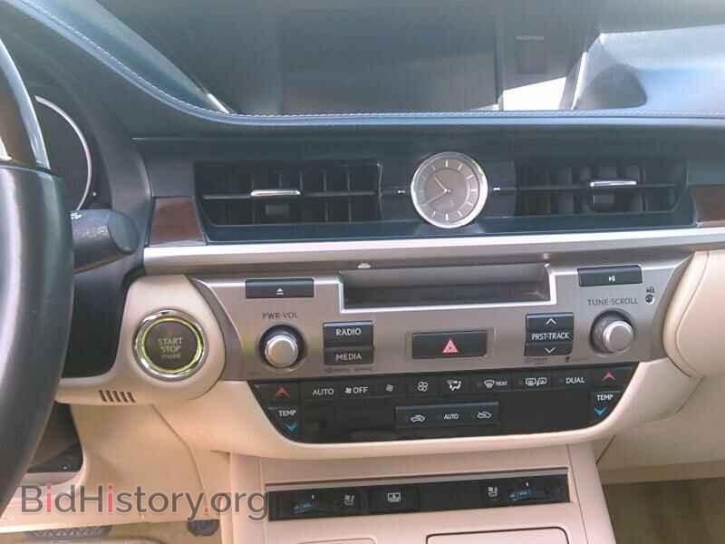 2014 Lexus ES 350 - VIN: JTHBK1GG9E2118943 - Фото 4