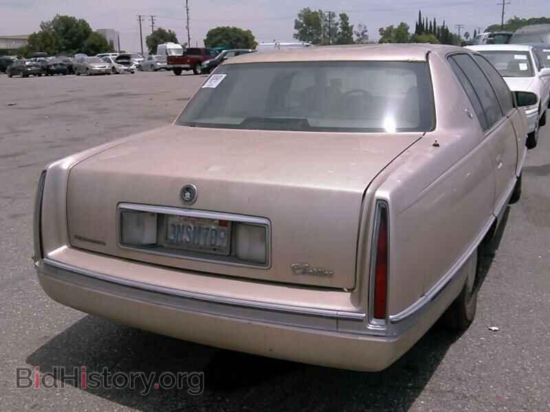 1996 Cadillac Deville - VIN: 1G6KD52Y9TU213946 - Photo 2