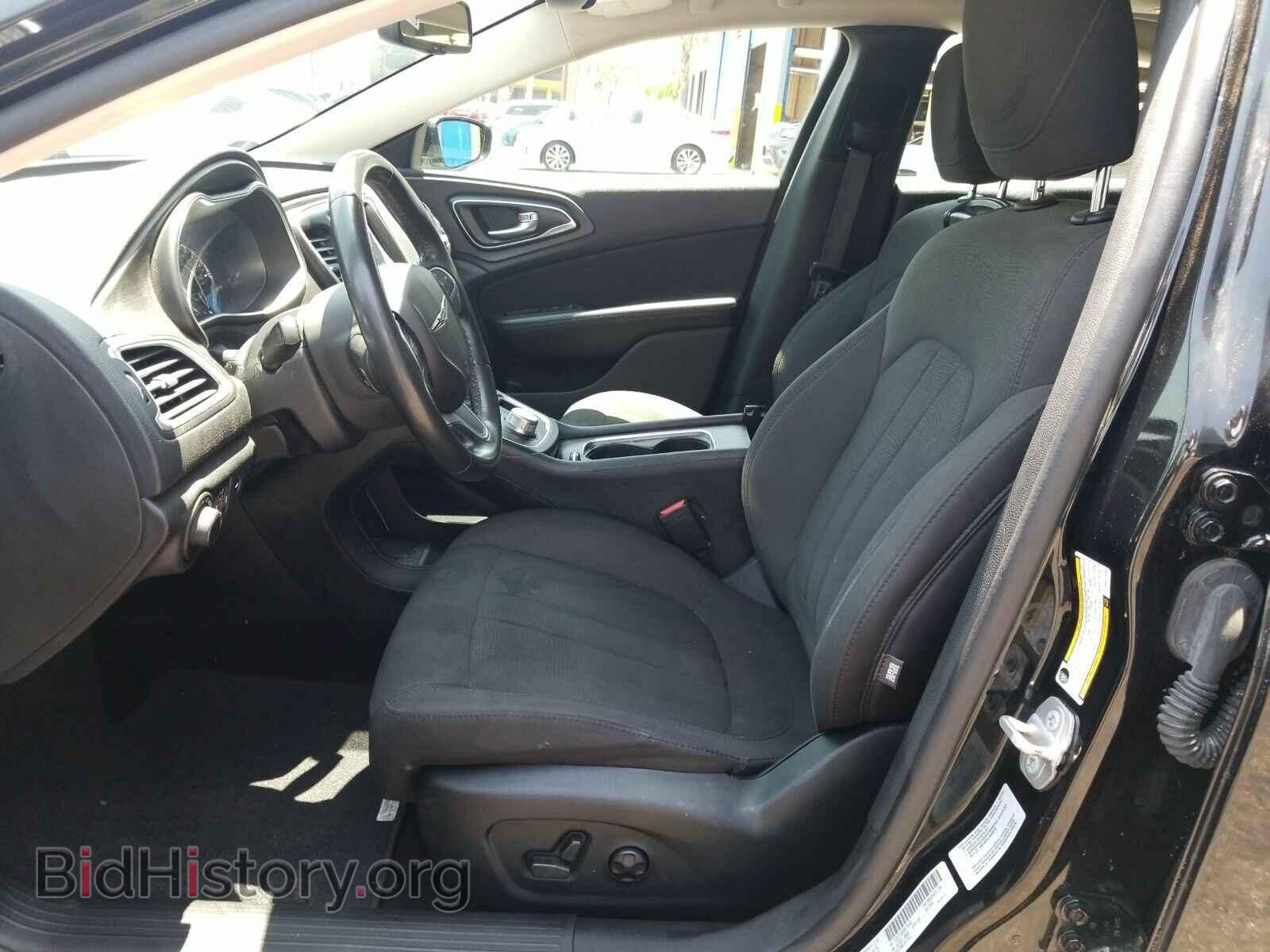 2016 Chrysler 200 - VIN: 1C3CCCAB8GN173143 - Фото 3