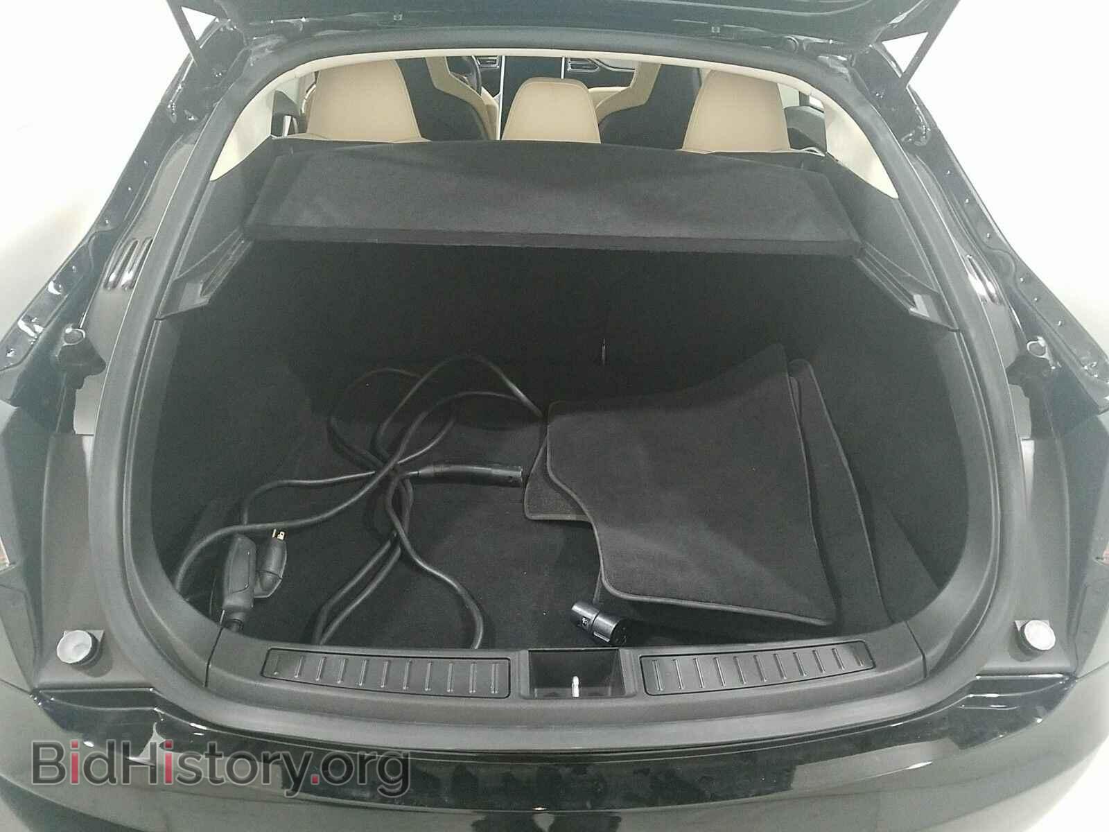 2015 Tesla Model S - VIN: 5YJSA1E24FF106953 - Photo 16