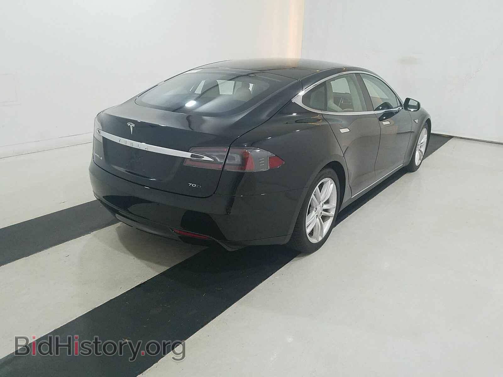 2015 Tesla Model S - VIN: 5YJSA1E24FF106953 - Photo 4