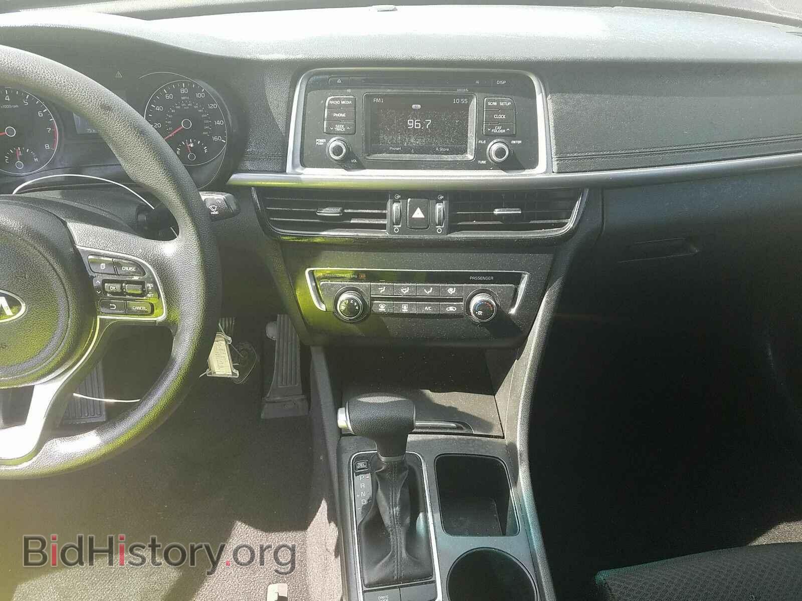 2017 Kia Optima - VIN: 5XXGT4L33HG123708 - Photo 4