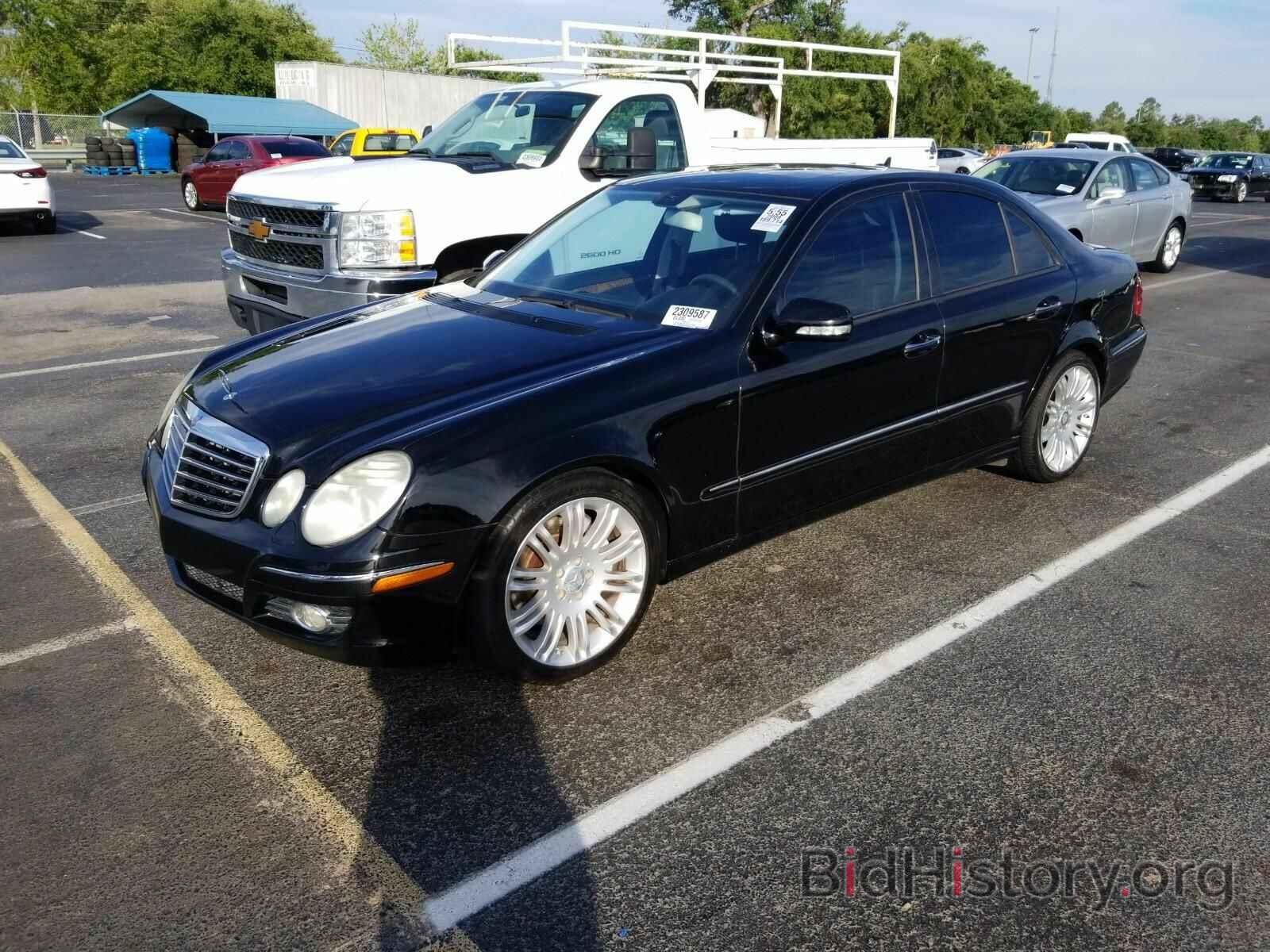 Photo WDBUF56X58B244517 - Mercedes-Benz E-Class 2008