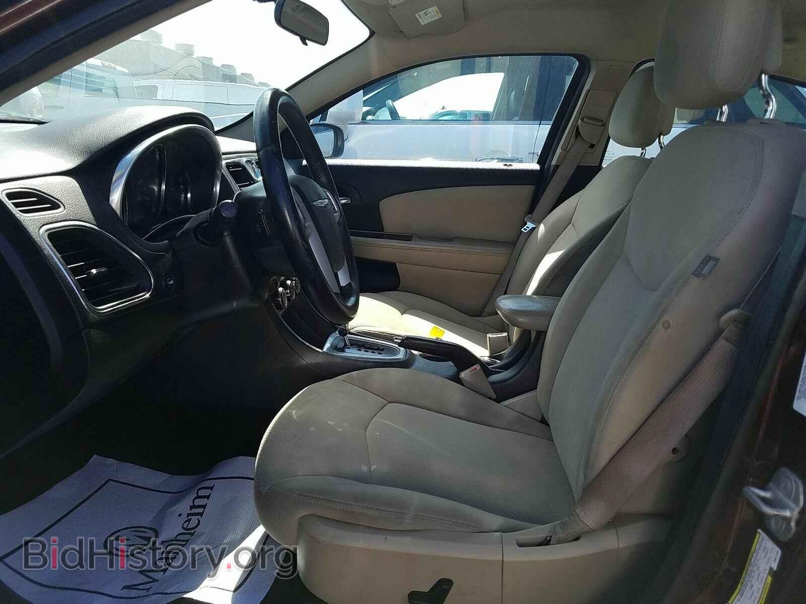 2013 Chrysler 200 - VIN: 1C3CCBBB9DN521956 - Фото 3