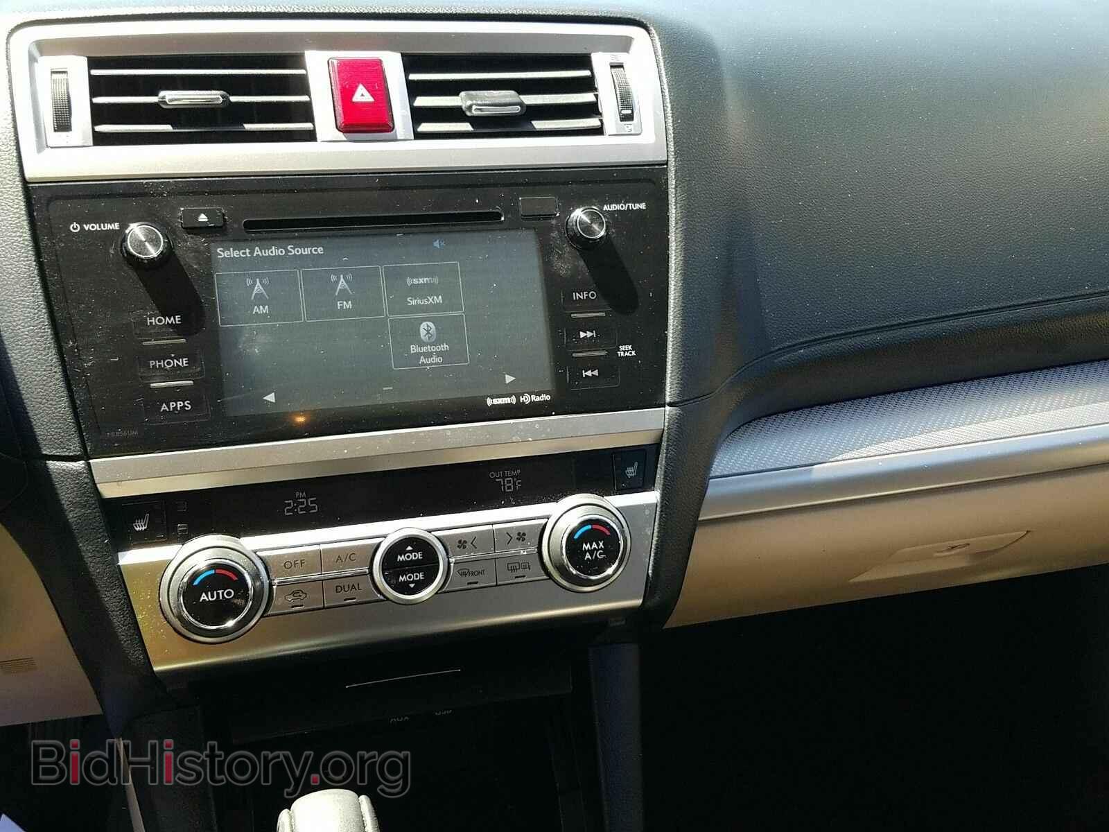 2017 Subaru Outback - VIN: 4S4BSAFC6H3203314 - Фото 4