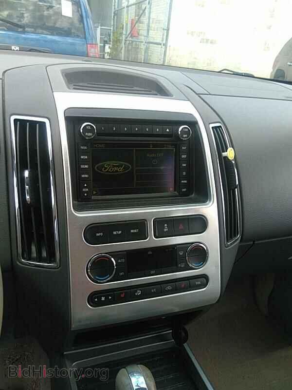 2010 Ford Edge - VIN: 2FMDK4KC4ABB73123 - Фото 4